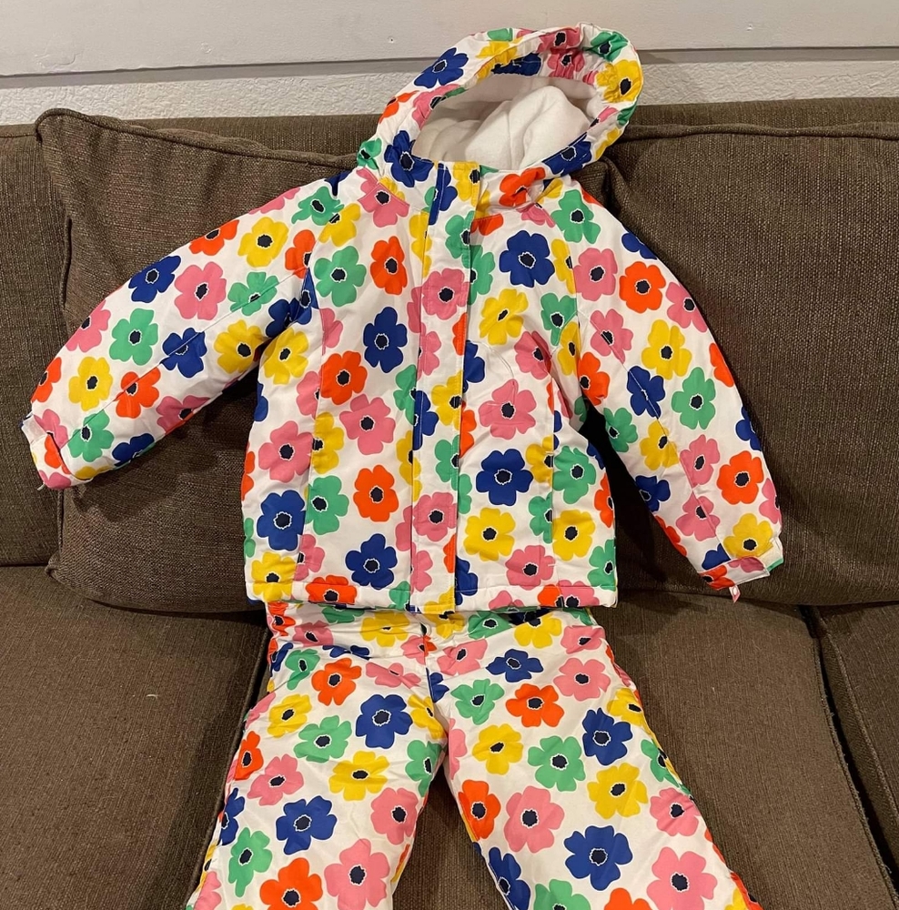 Snow outfits for girls